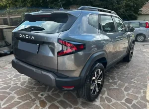 Senetli SUV Dacia Duster 1.0 TCE Expression 4x2 Metalik Gri 2024 Model